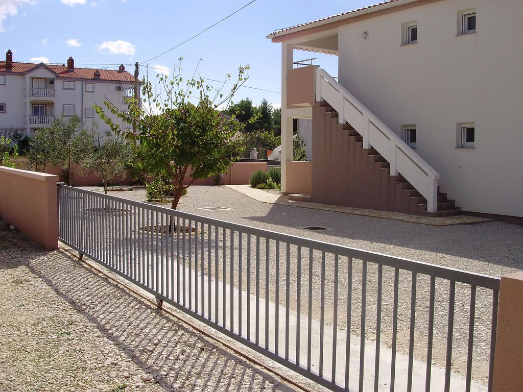 Apartments Ruzmarin Врси Экстерьер фото