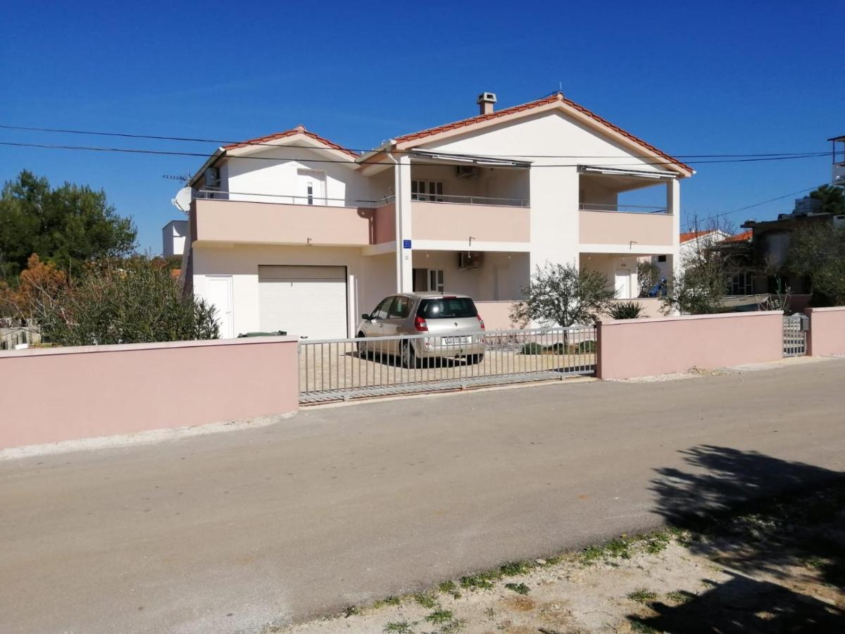 Apartments Ruzmarin Врси Экстерьер фото